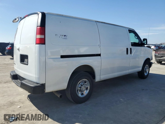 2010 Chevrolet Express Cargo with VIN 1GCZGFBA5A1162729, listed as a Copart auction lot 45866105 with Not provided miles and Salvage title. Bid and sale history available at DreamBid. Image 3.