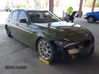 2012 BMW 3 Series 335i с VIN WBA3A9C55CFX59649, выставлен на аукционе IAAI как лот 42092969 с пробегом 182 620 миль миль и . История ставок и продаж доступна на DreamBid. Изображение 1.