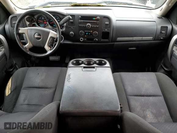 2011 GMC Sierra 1500 SLE with VIN 1GTR2VE31BZ142907, listed as a Copart auction lot 55944725 with 192,386 mi miles and Clean title. Bid and sale history available at DreamBid. Image 8.