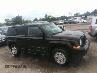 2013 Jeep Patriot Sport z VIN 1C4NJPBA9DD108892, wystawiony jako IAAI lot #42780674 z przebiegiem 133 161 mil mil oraz . Historia ofert i sprzedaży dostępna na DreamBid. Obrazek 13.