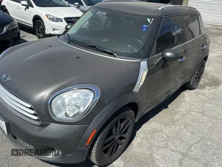 2012 MINI Countryman with VIN WMWZB3C52CWM05723, listed as a Copart auction lot 63713495 with 114,433 mi miles and Clean title. Bid and sale history available at DreamBid. Image 2.