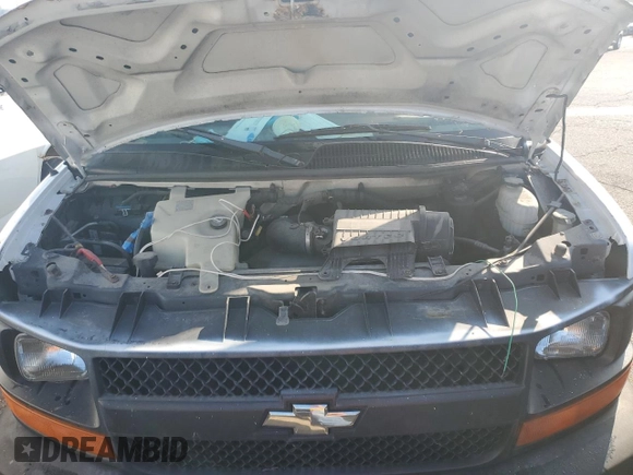 2008 Chevrolet Express Cargo with VIN 1GCFG15X081103619, listed as a Copart auction lot 67984774 with 400,499 mi miles and Clean title. Bid and sale history available at DreamBid. Image 12.
