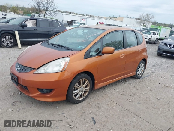 2009 Honda Fit Sport with VIN JHMGE88449S003666, listed as a IAAI auction lot 42088515 with 1 mi miles. Bid and sale history available at carsss.com. Image 2.
