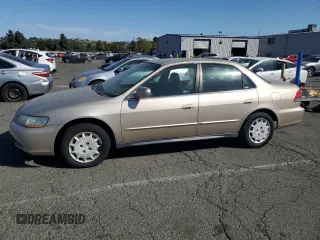 2001 Honda Accord LX with VIN 3HGCG66561G702837, listed as a Copart auction lot 59162115 with 175,674 mi miles and Clean title. Bid and sale history available at DreamBid. Image 1.