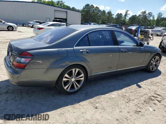 2007 Mercedes-Benz S 550 z VIN WDDNG86X97A121513, wystawiony jako Copart lot #55254945 z przebiegiem 107 313 mil mil oraz Czysty tytuł • Clean title. Historia ofert i sprzedaży dostępna na DreamBid. Obrazek 3.