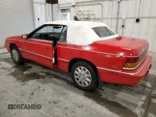 1995 Chrysler LeBaron z VIN 1C3EU4532SF539115, wystawiony jako Copart lot #85013184 z przebiegiem 109 165 mil mil oraz Szkody całkowita. Historia ofert i sprzedaży dostępna na DreamBid. Obrazek 2.