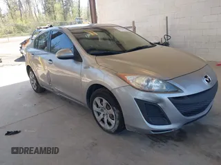 2011 Mazda Mazda3 i Sport with VIN JM1BL1UF4B1433743, listed as a IAAI auction lot 42021606 with 116,288 mi miles. Bid and sale history available at carsss.com. Image 1.