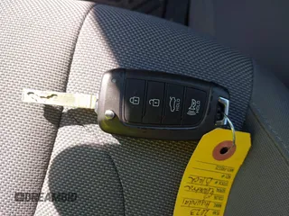 2023 Hyundai Elantra SE with VIN KMHLL4AG9PU384818, listed as a IAAI auction lot 42399244 with 35,358 mi miles and . Bid and sale history available at DreamBid. Image 11.
