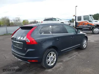 2015 Volvo XC60 T5 with VIN YV4612RKXF2710010, listed as a IAAI auction lot 41962055 with 163,050 mi miles. Bid and sale history available at carsss.com. Image 4.