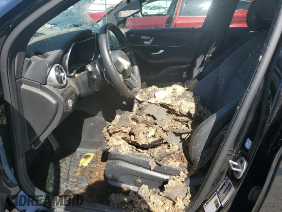 2022 Mercedes-Benz GLC 300 z VIN W1N0G8EB1NV371904, wystawiony jako Copart lot #56393595 z przebiegiem Nie podano mil oraz Nie do naprawy • Non repairable. Historia ofert i sprzedaży dostępna na DreamBid. Obrazek 7.