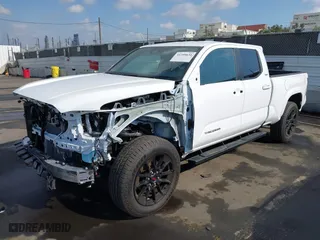 2024 Toyota Tacoma 2WD SR5 with VIN 3TMKB5FN8RM014659, listed as a IAAI auction lot 41399631 with 5,186 mi miles. Bid and sale history available at carsss.com. Image 17.