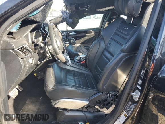 2017 Mercedes-Benz GLS 63 AMG с VIN 4JGDF7FE4HA774376, выставлен на аукционе Copart как лот 55956585 с пробегом Не указан миль и Списание • Salvage title. История ставок и продаж доступна на DreamBid. Изображение 7.