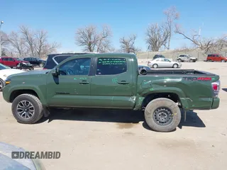 2022 Toyota Tacoma SR with VIN 3TMCZ5AN0NM470396, listed as a IAAI auction lot 41909515 with 35,997 mi miles and . Bid and sale history available at DreamBid. Image 15.