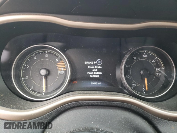 2016 Jeep Cherokee Limited z VIN 1C4PJMDB0GW112352, wystawiony jako Copart lot #52703043 z przebiegiem 60 642 mil mil oraz Szkoda całkowita • Salvage title. Historia ofert i sprzedaży dostępna na DreamBid. Obrazek 9.