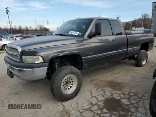 2002 Dodge 2500 z VIN 3B7KF23622M236135, wystawiony jako Copart lot #85047794 z przebiegiem 46 114 mil mil oraz Szkody całkowita. Historia ofert i sprzedaży dostępna na DreamBid. Obrazek 1.