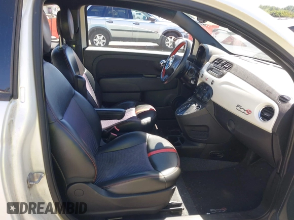 2014 FIAT 500e z VIN 3C3CFFGE3ET291138, wystawiony jako IAAI lot #42712724 z przebiegiem 86 000 mil mil oraz . Historia ofert i sprzedaży dostępna na DreamBid. Obrazek 5.