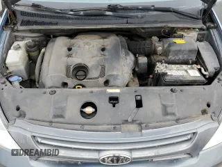2009 Kia Sedona LX with VIN KNDMB233196318832, listed as a Copart auction lot 75229804 with 350,784 mi miles and Clean Title. Bid and sale history available at carsss.com. Image 12.