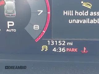 2022 Audi Q3 Premium Plus z VIN WA1BUCF36N1149539, wystawiony jako IAAI lot #42176930 z przebiegiem 13 152 mil mil oraz . Historia ofert i sprzedaży dostępna na DreamBid. Obrazek 15.