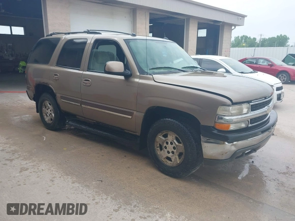 2004 Chevrolet Tahoe LT z VIN 1GNEK13Z84J240257, wystawiony jako IAAI lot #42313270 z przebiegiem 471 223 mil mil oraz . Historia ofert i sprzedaży dostępna na DreamBid. Obrazek 1.