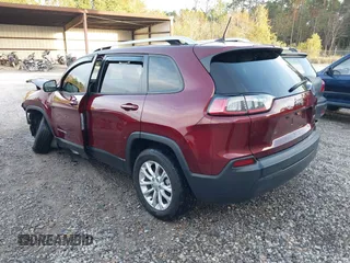2021 Jeep Cherokee Latitude with VIN 1C4PJLCB5MD192315, listed as a IAAI auction lot 38200931 with 1 mi miles. Bid and sale history available at carsss.com. Image 3.