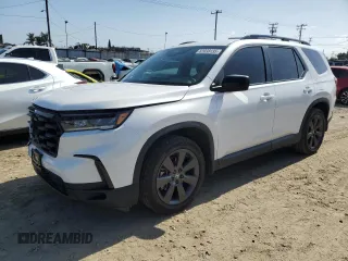 2023 Honda Pilot Sport z VIN 5FNYG2H30PB012041, wystawiony jako Copart lot #62038135 z przebiegiem 30 558 mil mil oraz Szkoda całkowita • Salvage title. Historia ofert i sprzedaży dostępna na DreamBid. Obrazek 1.