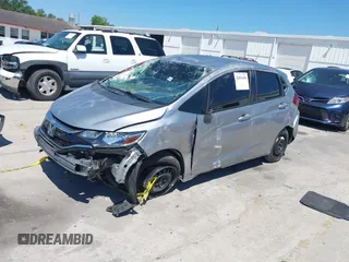 2020 Honda Fit LX z VIN 3HGGK5H48LM732408, wystawiony jako IAAI lot #42054658 z przebiegiem 101 117 mil mil oraz . Historia ofert i sprzedaży dostępna na DreamBid. Obrazek 17.