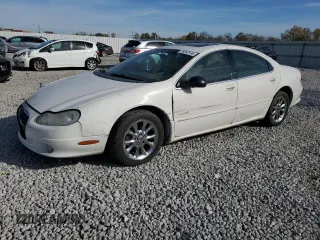 2000 Chrysler LHS z VIN 2C3HC56G4YH292405, wystawiony jako Copart lot #78263134 z przebiegiem 73 468 mil mil oraz Tytuł czysty. Historia ofert i sprzedaży dostępna na DreamBid. Obrazek 1.