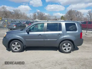 2013 Honda Pilot EX-L with VIN 5FNYF4H61DB035588, listed as a IAAI auction lot 41882840 with 144,243 mi miles and . Bid and sale history available at carsss.com. Image 14.