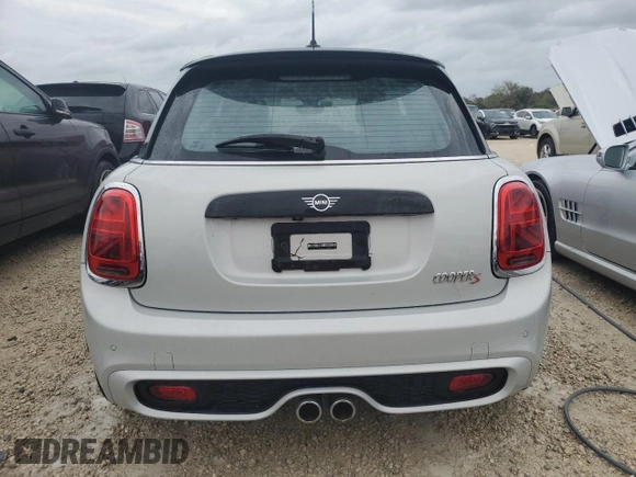 2021 MINI Hardtop 4 Door Cooper S with VIN WMWXU9C0XM2P38902, listed as a Copart auction lot 79684634 with Not provided miles and Non repairable. Bid and sale history available at DreamBid. Image 6.