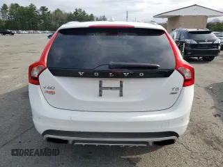 2016 Volvo V60 T5 z VIN YV4612HK2G1005209, wystawiony jako Copart lot #54022275 z przebiegiem 119 680 mil mil oraz Szkoda całkowita • Salvage title. Historia ofert i sprzedaży dostępna na DreamBid. Obrazek 6.