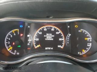 2014 Jeep Grand Cherokee Summit with VIN 1C4RJFJT0EC371942, listed as a Copart auction lot 84918334 with 207,797 mi miles and Salvage Title. Bid and sale history available at carsss.com. Image 9.