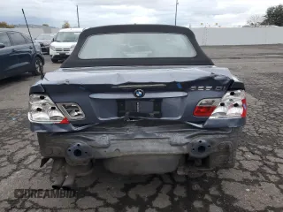 2003 BMW 3 Series 325Ci with VIN WBABS33463PG88875, listed as a Copart auction lot 80553934 with 202,964 mi miles and Salvage Title. Bid and sale history available at carsss.com. Image 6.