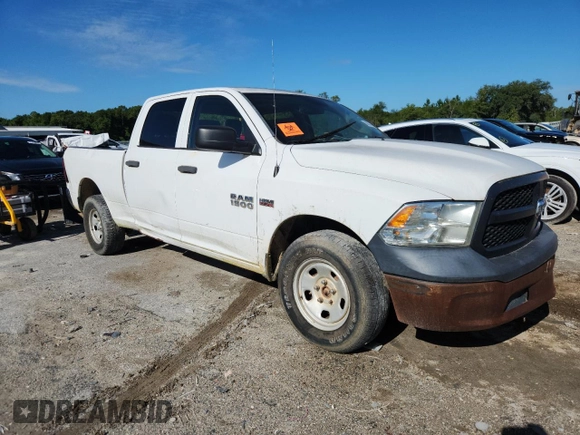 2018 Ram 1500 Tradesman with VIN 1C6RR7ST4JS172400, listed as a Copart auction lot 62854345 with 136,929 mi miles and Clean title. Bid and sale history available at DreamBid. Image 4.