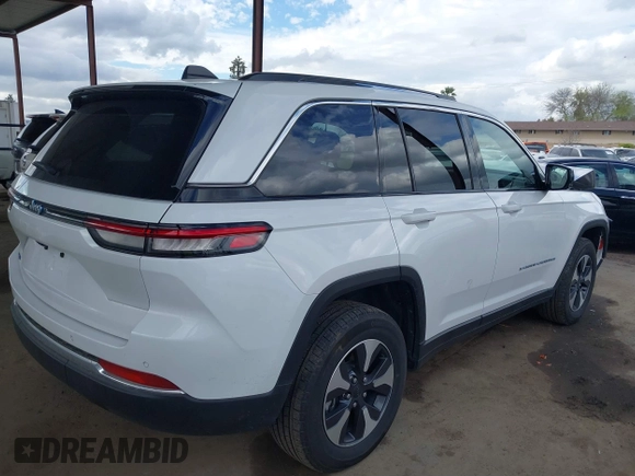 2023 Jeep Grand Cherokee with VIN 1C4RJYB60PC650900, listed as a IAAI auction lot 41773825 with 19,243 mi miles and . Bid and sale history available at DreamBid. Image 4.