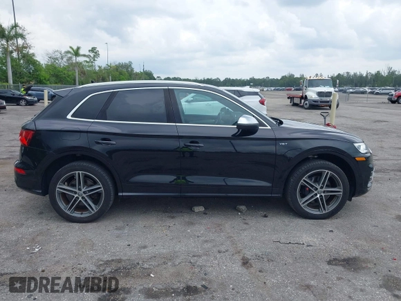 2018 Audi SQ5 Premium Plus z VIN WA1A4AFY6J2009085, wystawiony jako IAAI lot #42410933 z przebiegiem 59 773 mil mil oraz . Historia ofert i sprzedaży dostępna na DreamBid. Obrazek 14.