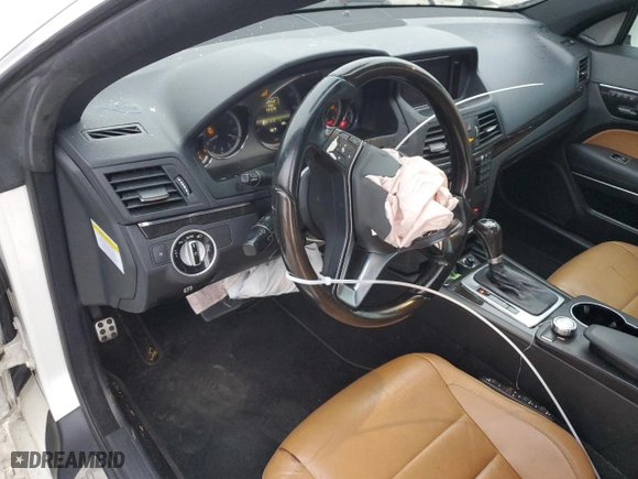 2013 Mercedes-Benz E-Class E 350 with VIN WDDKJ5KB0DF194183, listed as a Copart auction lot 43450495 with 131,215 mi miles and Salvage Title. Bid and sale history available at carsss.com. Image 8.