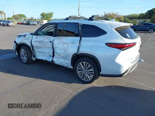 2023 Toyota Highlander L with VIN 5TDKDRAH8PS009638, listed as a IAAI auction lot 42544860 with Not provided miles and . Bid and sale history available at DreamBid. Image 3.