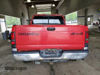2001 Dodge 1500 z VIN 3B7HF13Z51M569779, wystawiony jako Copart lot #56852355 z przebiegiem 184 855 mil mil oraz Szkoda całkowita • Salvage title. Historia ofert i sprzedaży dostępna na DreamBid. Obrazek 6.