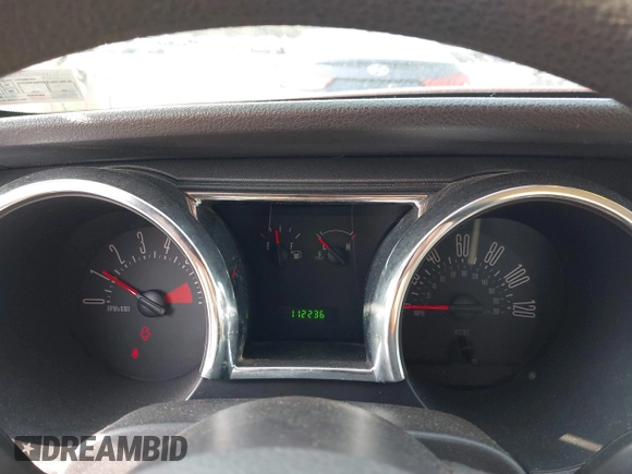 2005 Ford Mustang Deluxe with VIN 1ZVFT80N655177798, listed as a IAAI auction lot 42411831 with 112,236 mi miles and . Bid and sale history available at DreamBid. Image 7.