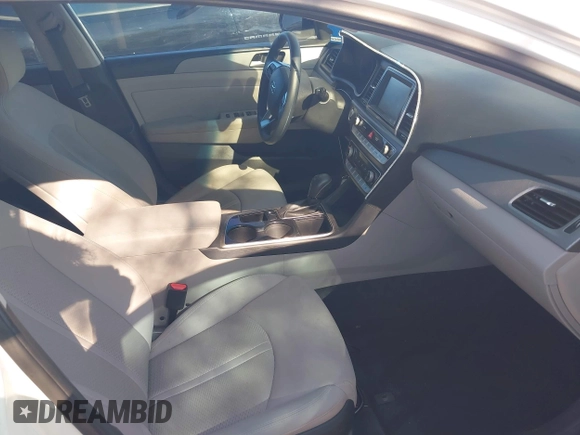 2018 Hyundai Sonata SEL with VIN 5NPE34AF5JH597271, listed as a IAAI auction lot 42001502 with 59,533 mi miles and . Bid and sale history available at DreamBid. Image 5.