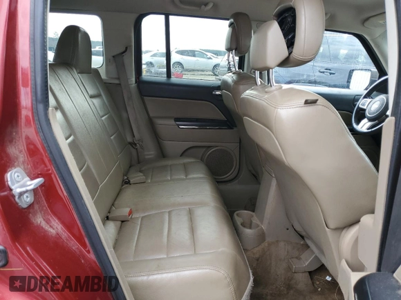 2014 Jeep Patriot Limited with VIN 1C4NJPCB2ED652952, listed as a Copart auction lot 43743095 with 186,092 mi miles and Salvage title. Bid and sale history available at DreamBid. Image 11.