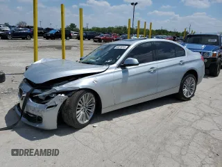 2014 BMW 3 Series 328i z VIN WBA3A5G53ENP30615, wystawiony jako Copart lot #56075015 z przebiegiem Nie podano mil oraz Szkoda całkowita • Salvage title. Historia ofert i sprzedaży dostępna na DreamBid. Obrazek 1.