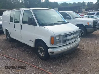 2000 Chevrolet City Express Cargo z VIN 1GCEG15W4Y1151031, wystawiony jako IAAI lot #41832269 z przebiegiem 225 259 mil mil oraz . Historia ofert i sprzedaży dostępna na DreamBid. Obrazek 1.