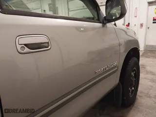 2005 Toyota Tundra SR5 with VIN 5TBBT44155S459077, listed as a IAAI auction lot 41622265 with 210,746 mi miles. Bid and sale history available at carsss.com. Image 21.