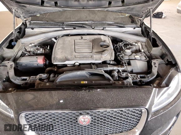 2019 Jaguar F-Pace 25t with VIN SADCS2FX9KA601836, listed as a Copart auction lot 56493255 with 80,825 mi miles and Salvage title. Bid and sale history available at DreamBid. Image 11.
