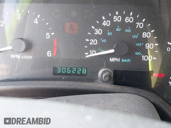 1998 Jeep Wrangler Sport with VIN 1J4FY19S2WP786844, listed as a IAAI auction lot 42382789 with 306,228 mi miles and . Bid and sale history available at DreamBid. Image 7.