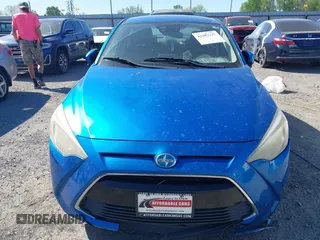 2016 Scion iA z VIN 3MYDLBZV9GY114065, wystawiony jako IAAI lot #42002937 z przebiegiem 187 582 mil mil oraz . Historia ofert i sprzedaży dostępna na DreamBid. Obrazek 16.