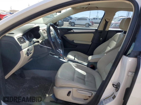 2013 Volkswagen Jetta Sedan SE with VIN 3VWDP7AJ0DM379742, listed as a Copart auction lot 46666445 with 150,369 mi miles and Salvage Title. Bid and sale history available at carsss.com. Image 7.