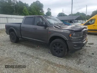 2021 Ram 2500 Laramie z VIN 3C6UR5FL9MG576488, wystawiony jako Copart lot #58339295 z przebiegiem Nie podano mil oraz Szkoda całkowita • Salvage title. Historia ofert i sprzedaży dostępna na DreamBid. Obrazek 4.
