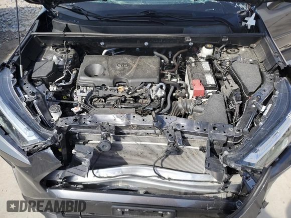 2022 Toyota RAV4 XLE z VIN 2T3P1RFV2NC277952, wystawiony jako Copart lot #61972445 z przebiegiem 46 798 mil mil oraz Szkoda całkowita • Salvage title. Historia ofert i sprzedaży dostępna na DreamBid. Obrazek 11.